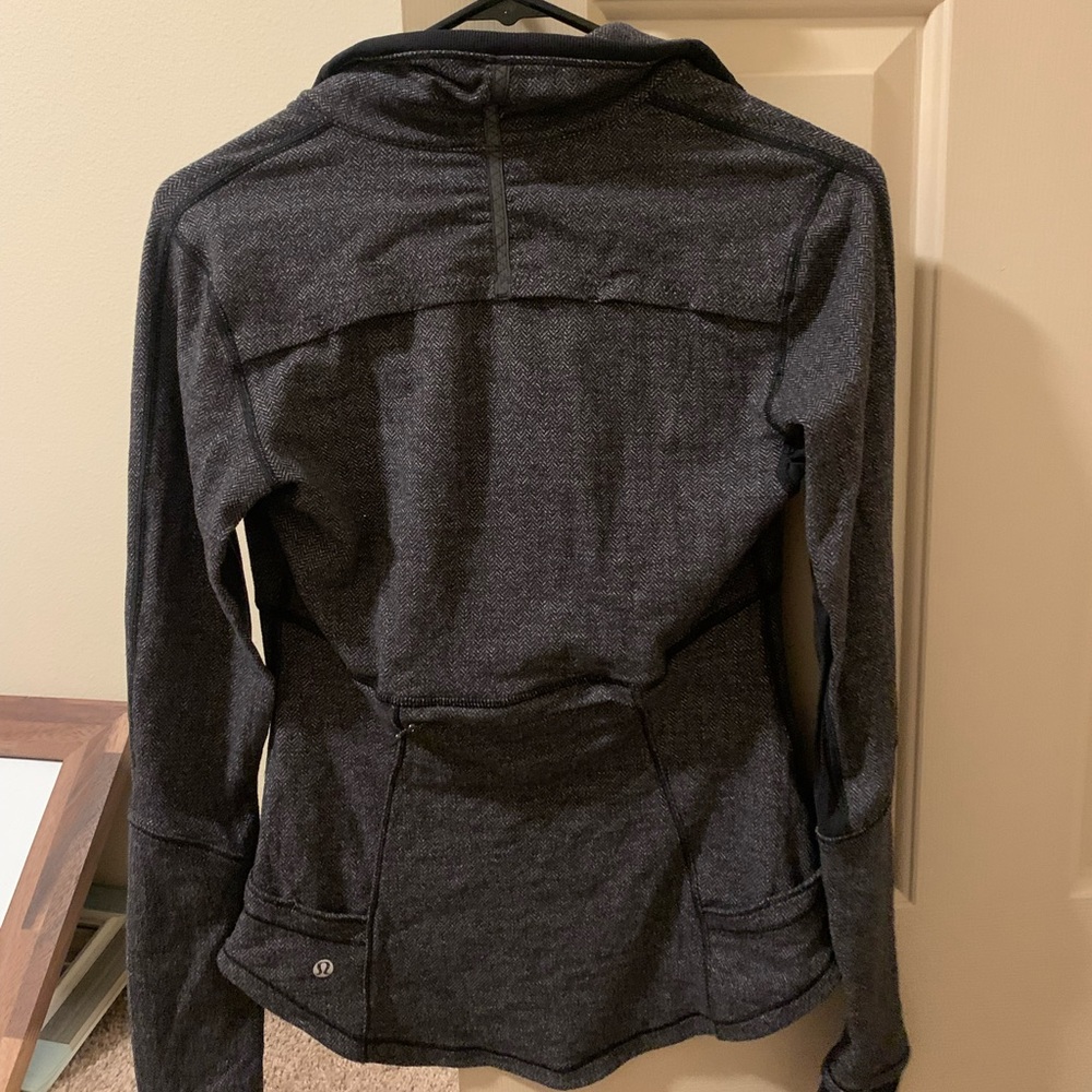 Running jacket - Picture 2 of 2